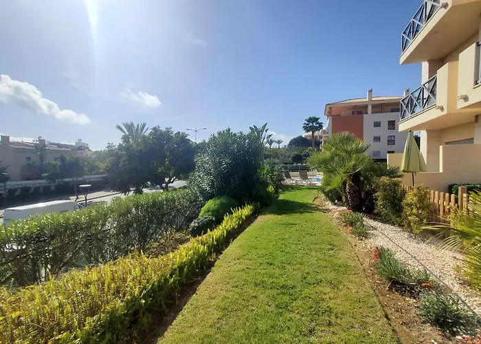 Sun & Nature Corcovada *